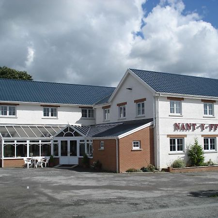 Nant-Y-Ffin Hotel Llandissilio Kültér fotó
